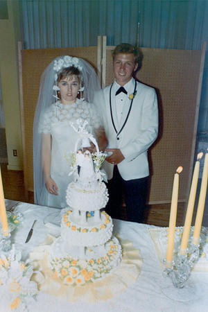 Scan1200dpi_Bill_Edie_ Crouse_Wedding_Prints_Page11_Slot02-Edit