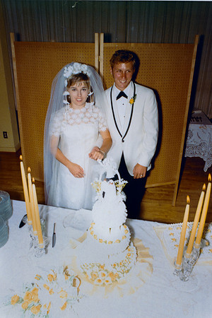 Scan1200dpi_Bill_Edie_ Crouse_Wedding_Prints_Page07_Slot02-Edit