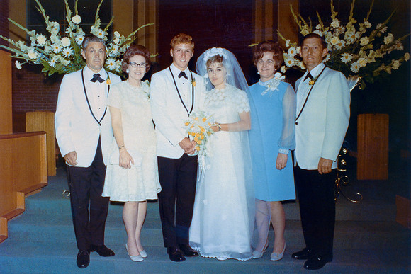 Scan1200dpi_Bill_Edie_ Crouse_Wedding_Prints_Page04_Slot03B-Edit